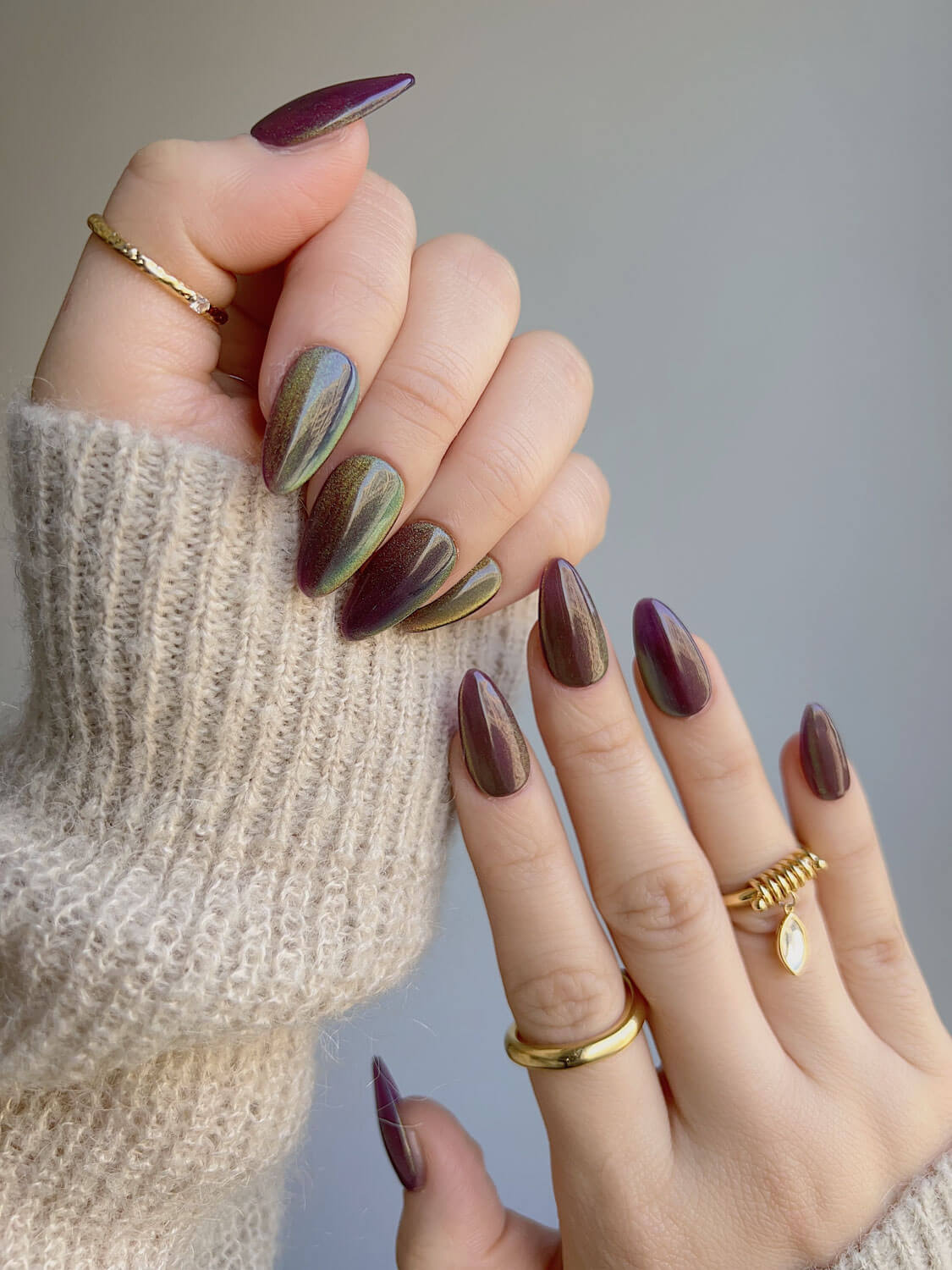 Brown-Cat-eye-nails-GlowGrape-Short-Almond-Nails