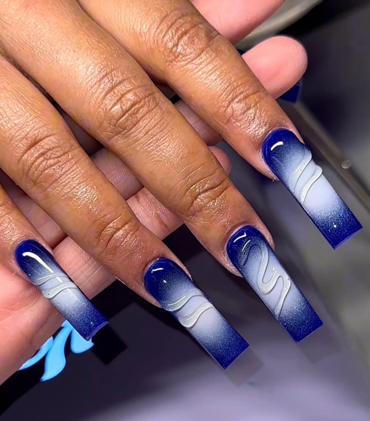 Blue & White Air Brush 3D  Press On Nails