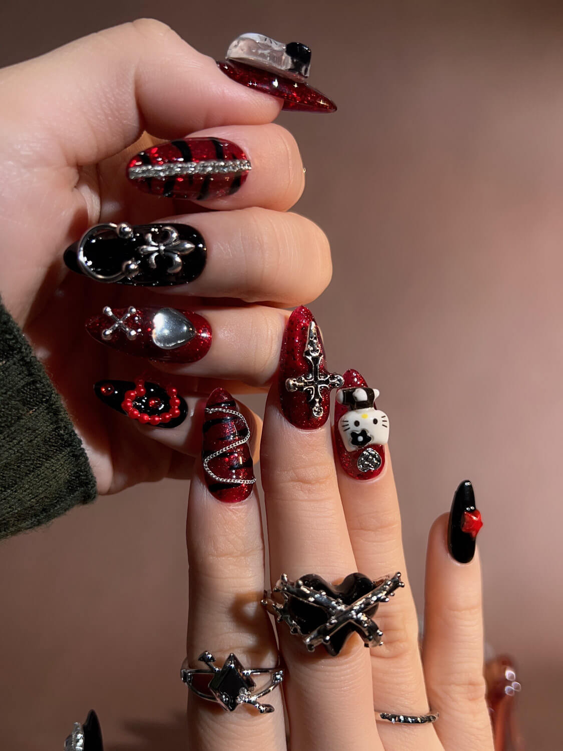 Handmade- Kitty Rebel Press On Nail Set