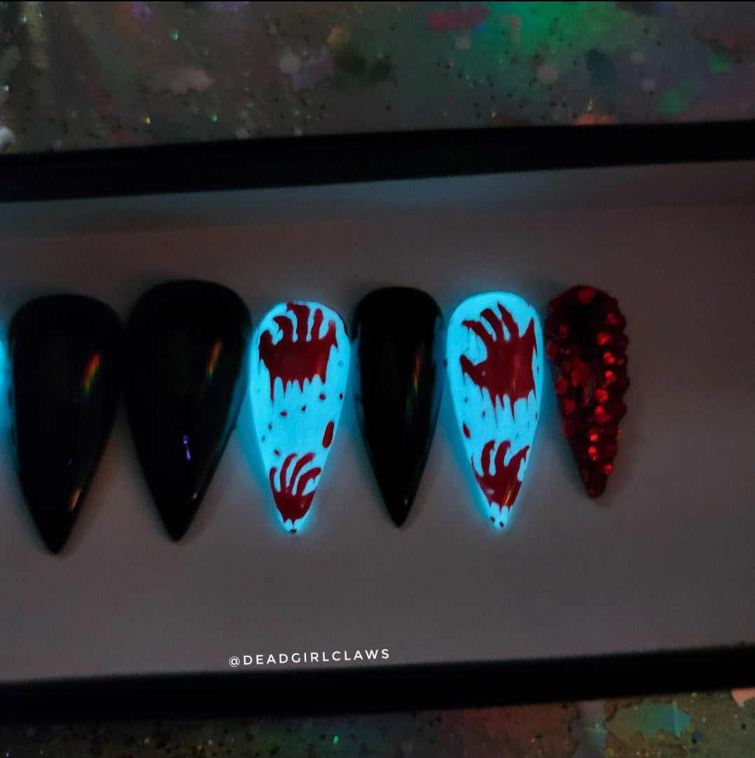 Crime Scene Press on Nail Set (Glow in the Dark)