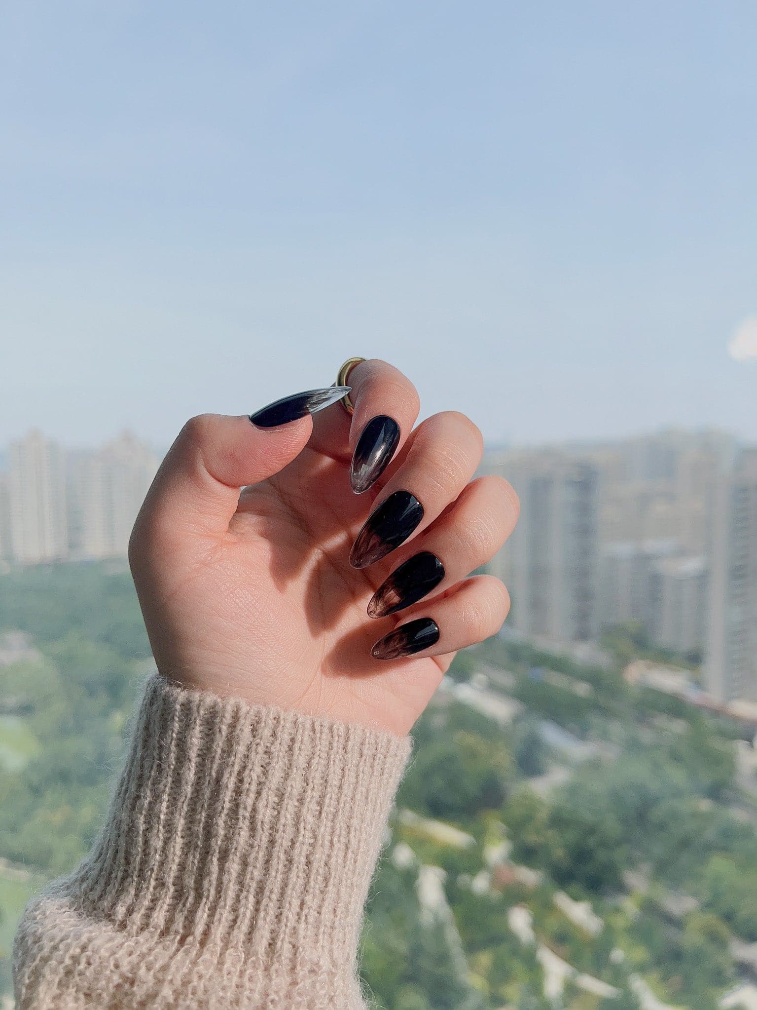 Handmade- Cutting Edge Press On Nail Set