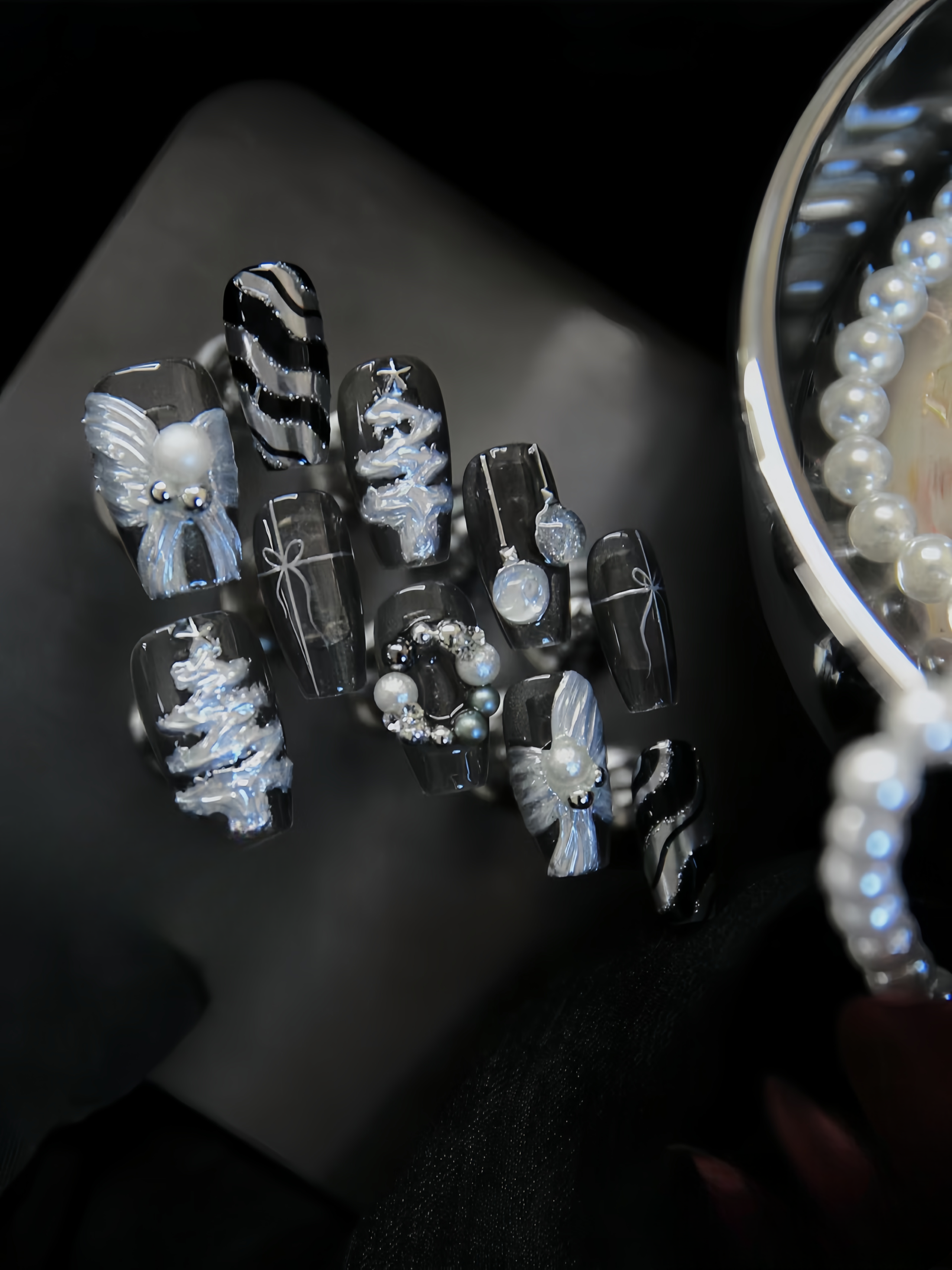 Black snowy night False Nails from SHOPQAQ