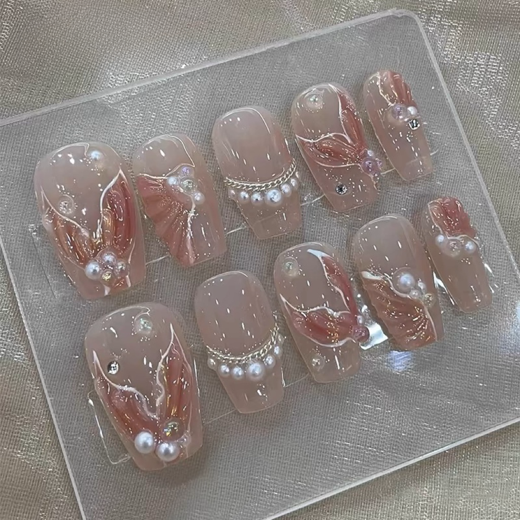 Fish Tail Design, High-End Sensation