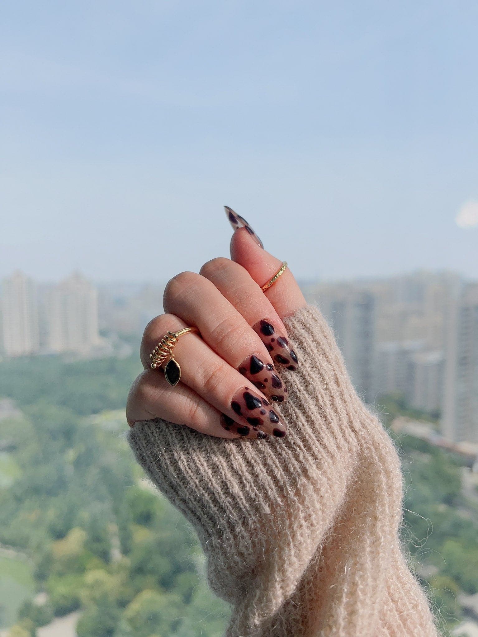 Handmade- Primal Chic Press On Nail Set